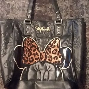 Loungefly Minnie Mouse purse